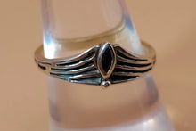 Load image into Gallery viewer, SILVER RING BLUE SAPHIRE
